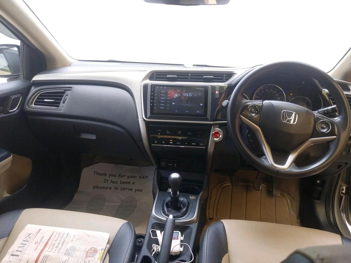 2017 Honda City 1.5L I-VTEC V MT, CNG, Manual, 61,637 km, interior