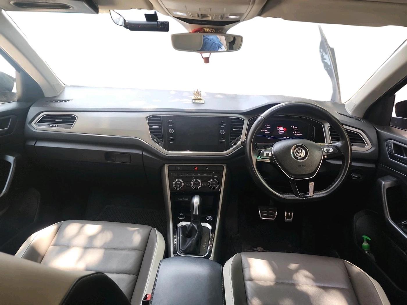 2019 Volkswagen T-ROC 1.5 TSI AT, Petrol, Automatic, 64,788 km, interior