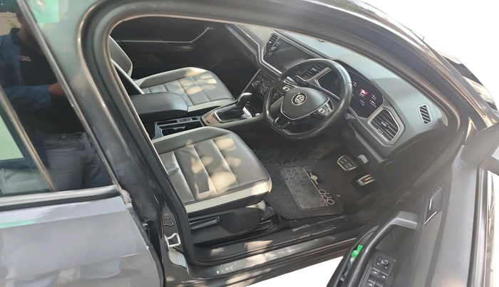 2019 Volkswagen T-ROC 1.5 TSI AT, Petrol, Automatic, 64,788 km, interior
