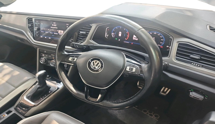 2019 Volkswagen T-ROC 1.5 TSI AT, Petrol, Automatic, 64,788 km, interior