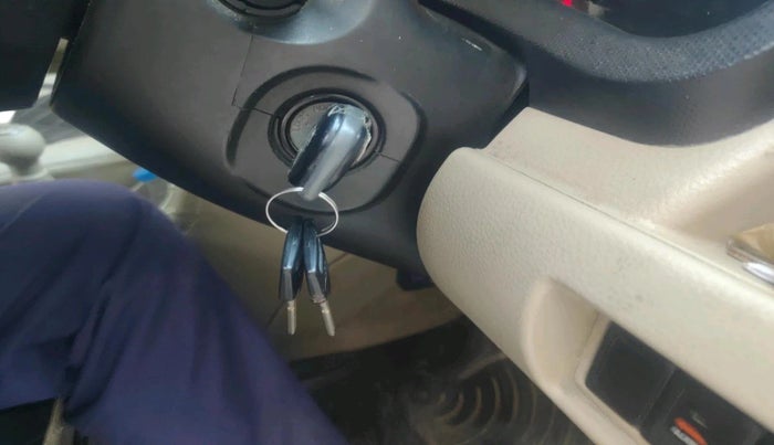 2013 Maruti Swift Dzire VXI, Petrol, Manual, 84,838 km, interior