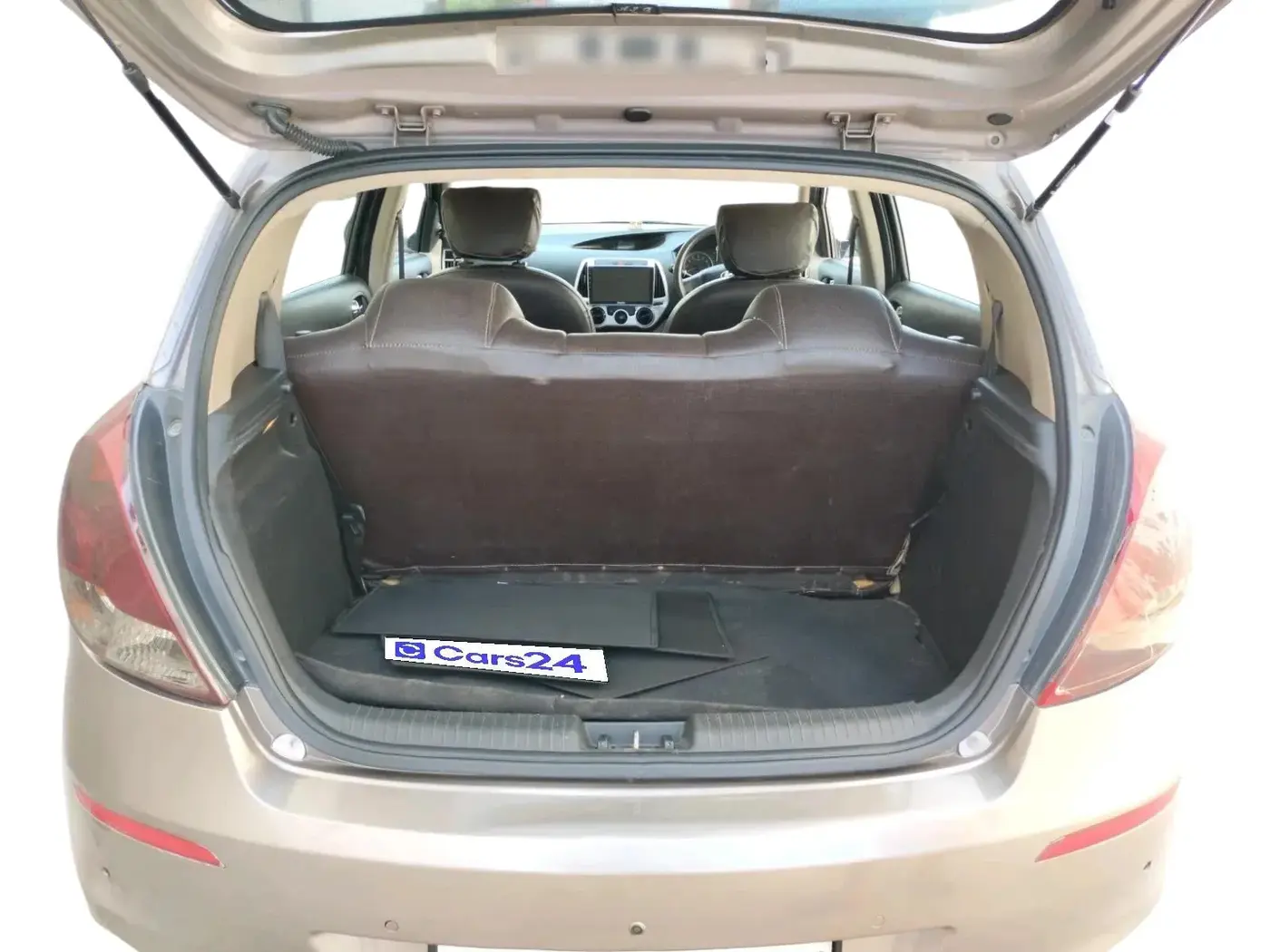 2012 Hyundai i20 MAGNA 1.2, Petrol, Manual, 73,506 km, exterior