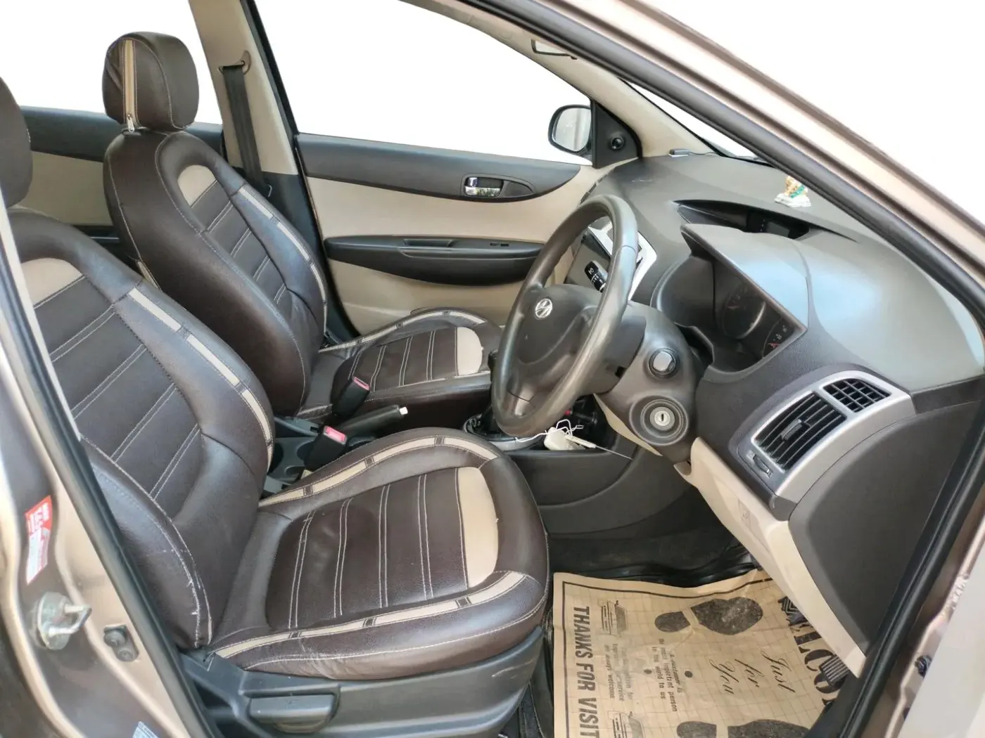 2012 Hyundai i20 MAGNA 1.2, Petrol, Manual, 73,506 km, interior