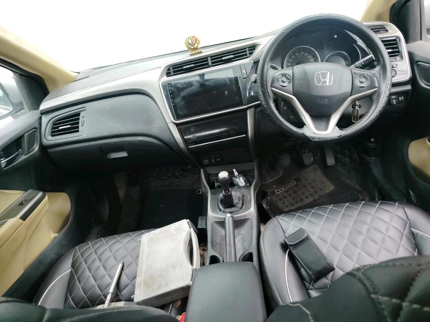 2016 Honda City 1.5L I-VTEC V MT, Petrol, Manual, 72,432 km, interior