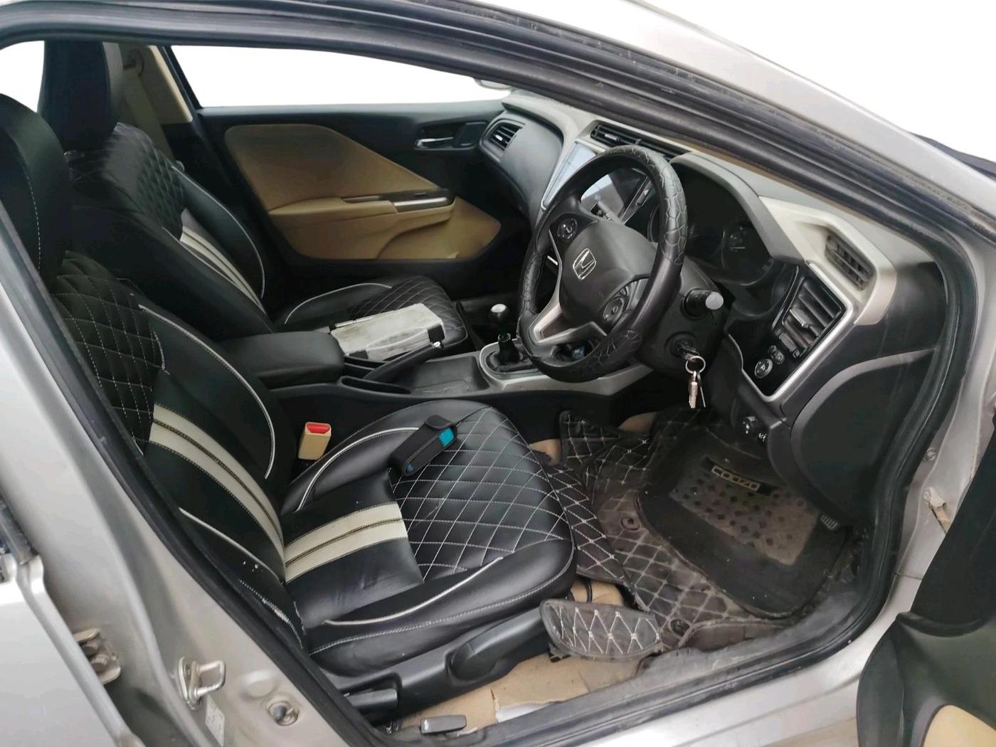 2016 Honda City 1.5L I-VTEC V MT, Petrol, Manual, 72,432 km, interior