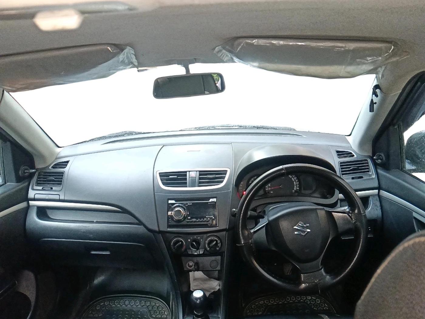 2016 Maruti Swift LXI (O), Petrol, Manual, 48,716 km, interior