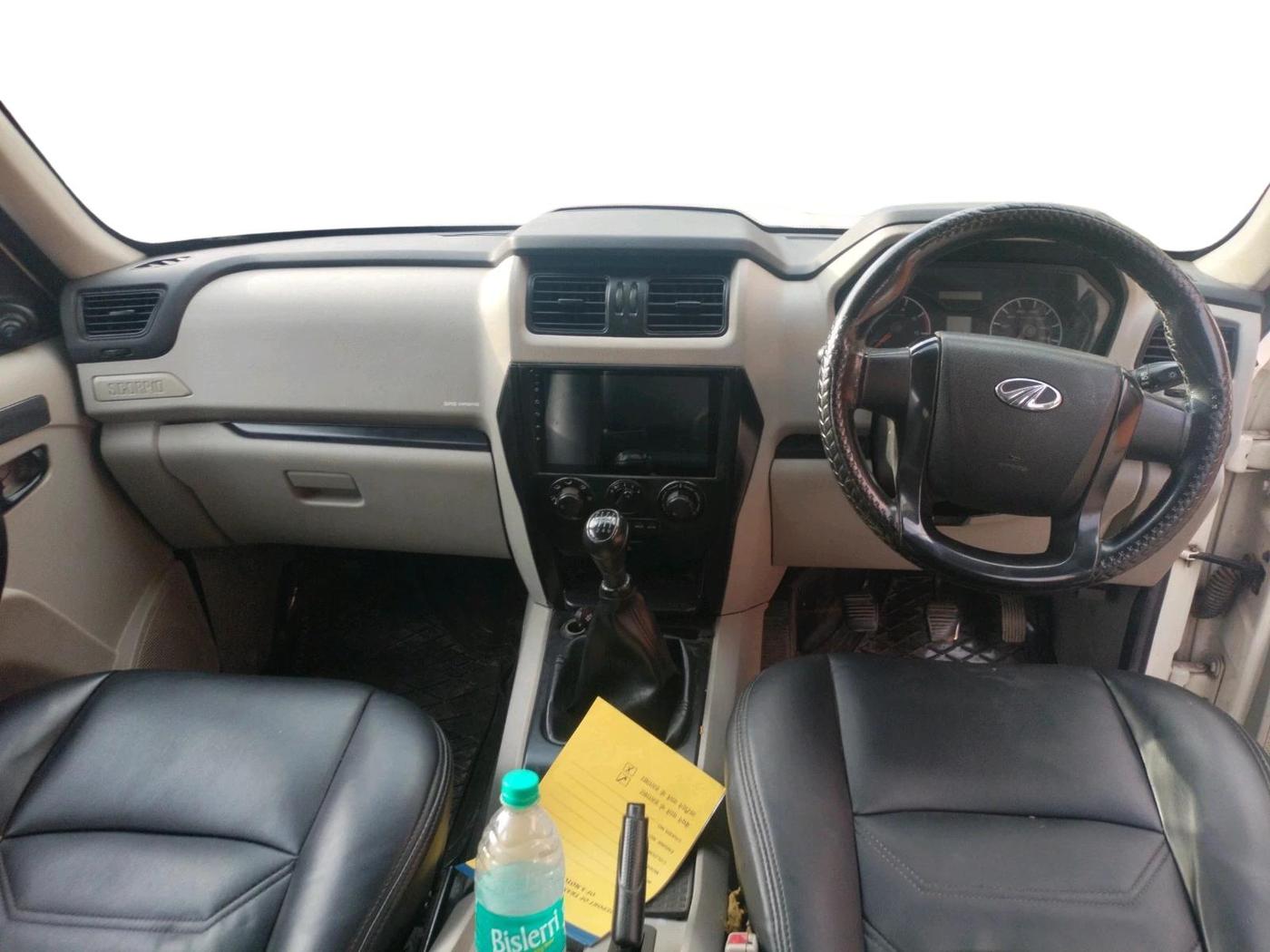 2020 Mahindra Scorpio S5, Diesel, Manual, 93,371 km, interior