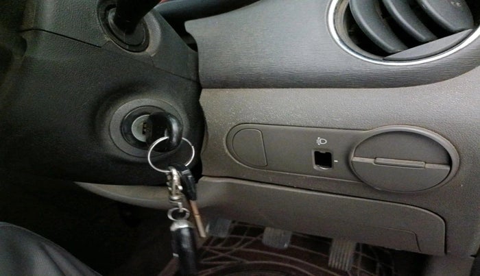2011 Hyundai i10 MAGNA 1.1, Petrol, Manual, 53,120 km, interior