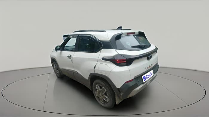 2026 Tata PUNCH Adventure (S) CNG AMT, CNG, Automatic, 5,462 km, exterior
