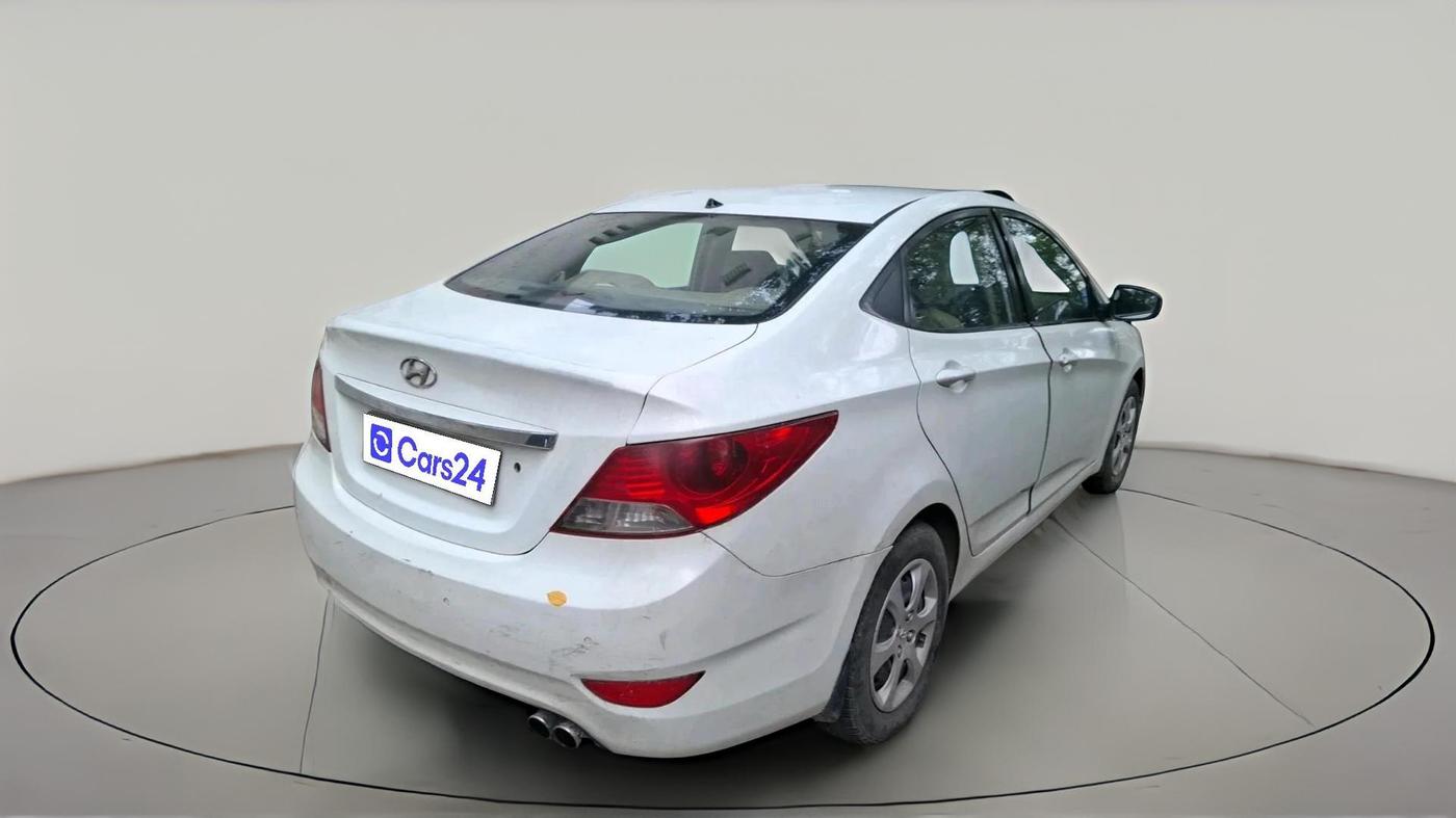 2012 Hyundai Verna FLUIDIC 1.6 VTVT EX, Petrol, Manual, 80,611 km, exterior