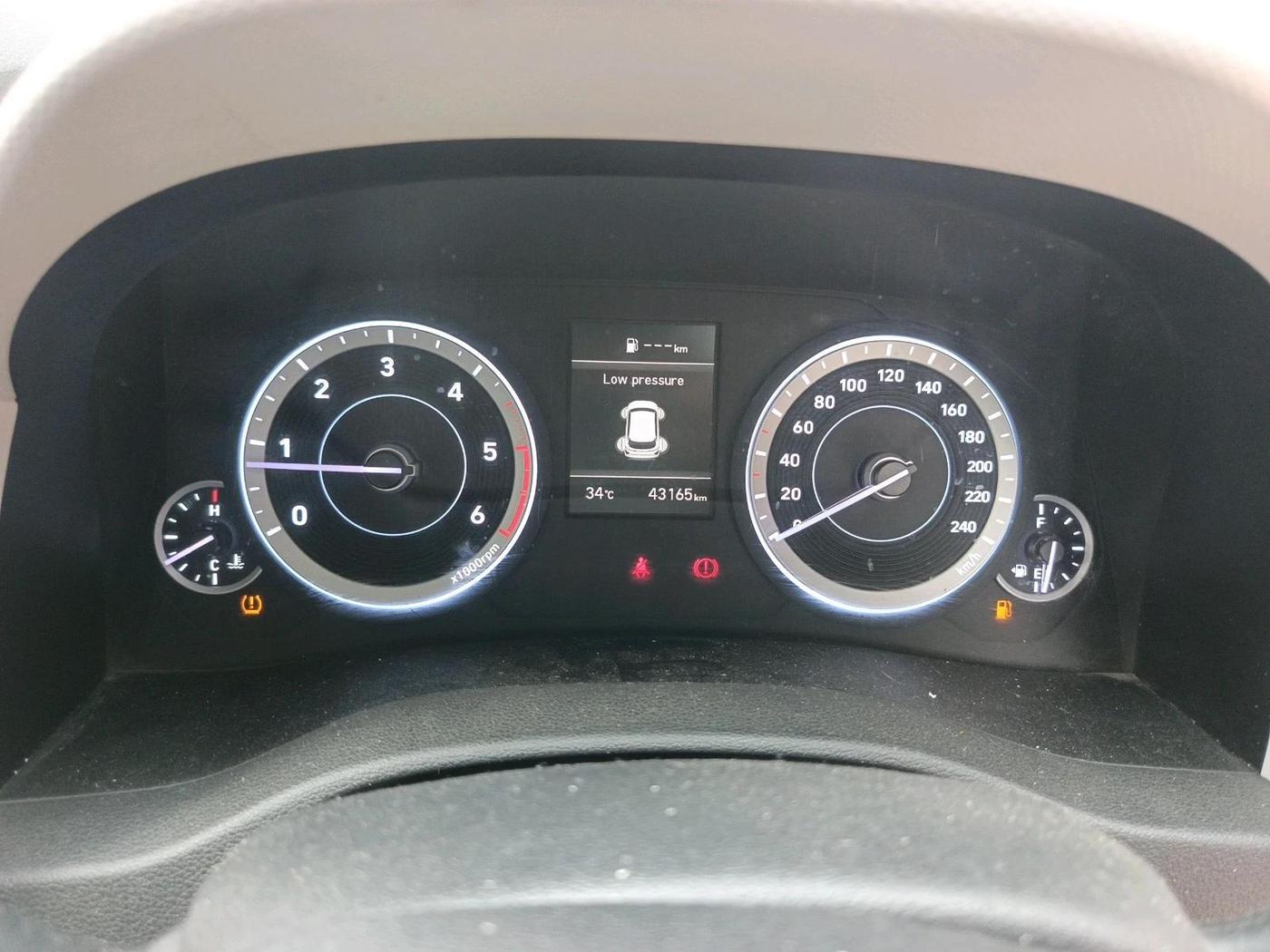 2022 Hyundai Creta E 1.5 DIESEL, Diesel, Manual, 43,165 km, interior