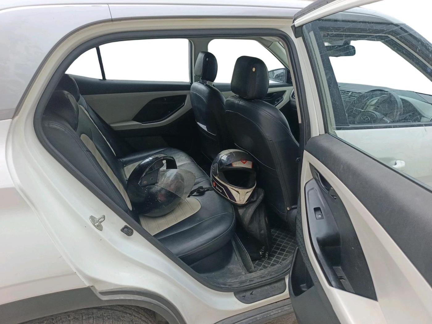 2022 Hyundai Creta E 1.5 DIESEL, Diesel, Manual, 43,165 km, interior