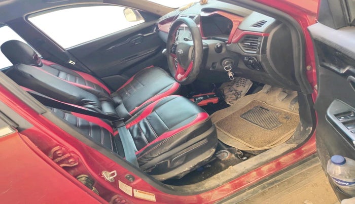 2018 Mahindra KUV 100 NXT K8 P 6 STR, Petrol, Manual, 64,754 km, interior