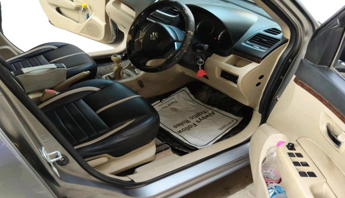 2014 Maruti Swift Dzire VXI, Petrol, Manual, 1,34,204 km, interior