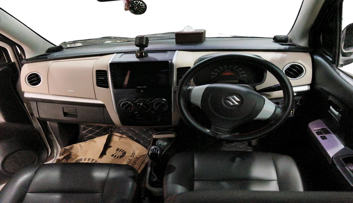2018 Maruti Wagon R 1.0 LXI CNG, CNG, Manual, 80,501 km, interior