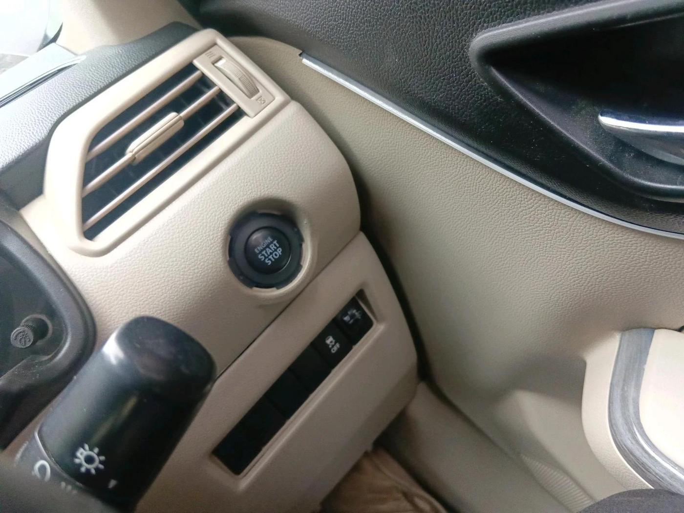 2023 Maruti Dzire ZXI, Petrol, Manual, 19,728 km, interior