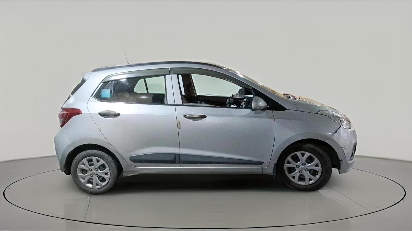 2016 Hyundai Grand i10 SPORTZ 1.2 KAPPA VTVT, CNG, Manual, 67,823 km, exterior