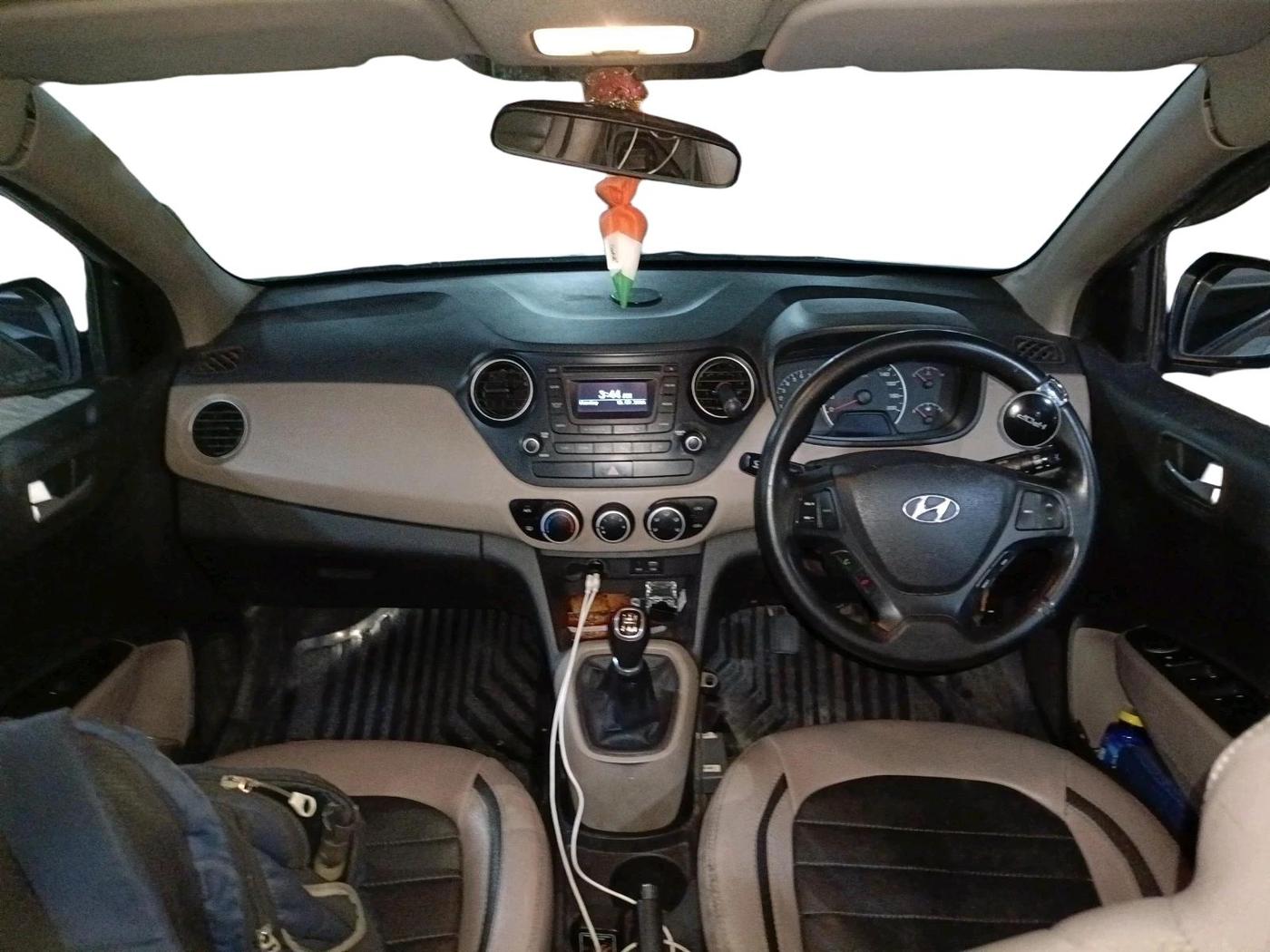 2016 Hyundai Grand i10 SPORTZ 1.2 KAPPA VTVT, CNG, Manual, 67,823 km, interior