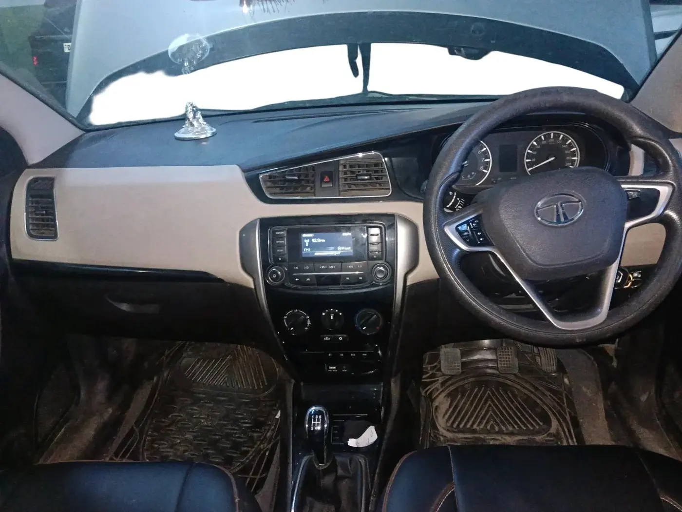 2014 Tata Zest XM PETROL, CNG, Manual, 64,413 km, interior