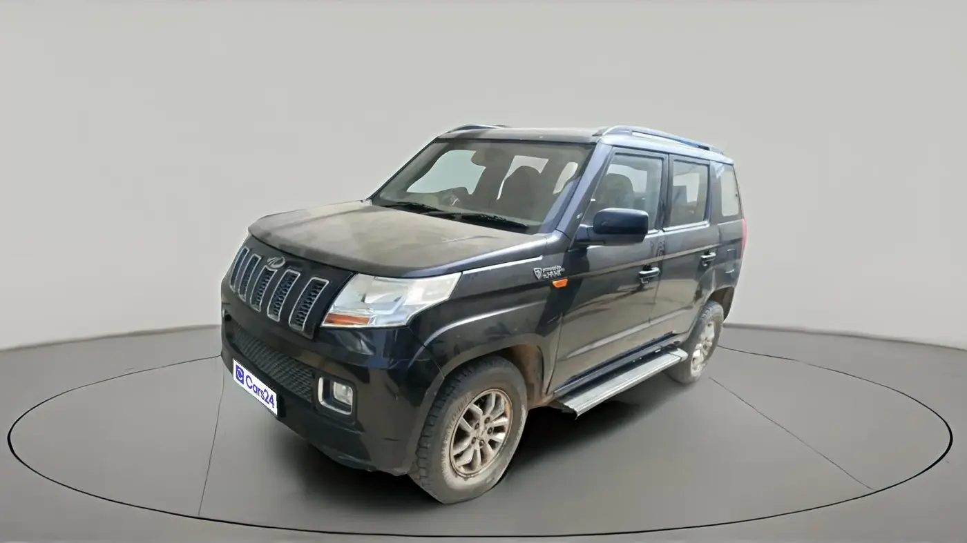 2016 Mahindra TUV300 T8 AMT, Diesel, Automatic, 1,07,269 km, exterior