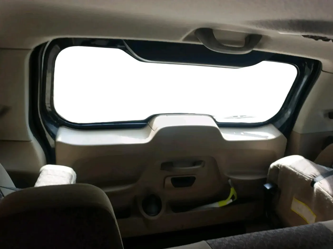2016 Mahindra TUV300 T8 AMT, Diesel, Automatic, 1,07,269 km, interior