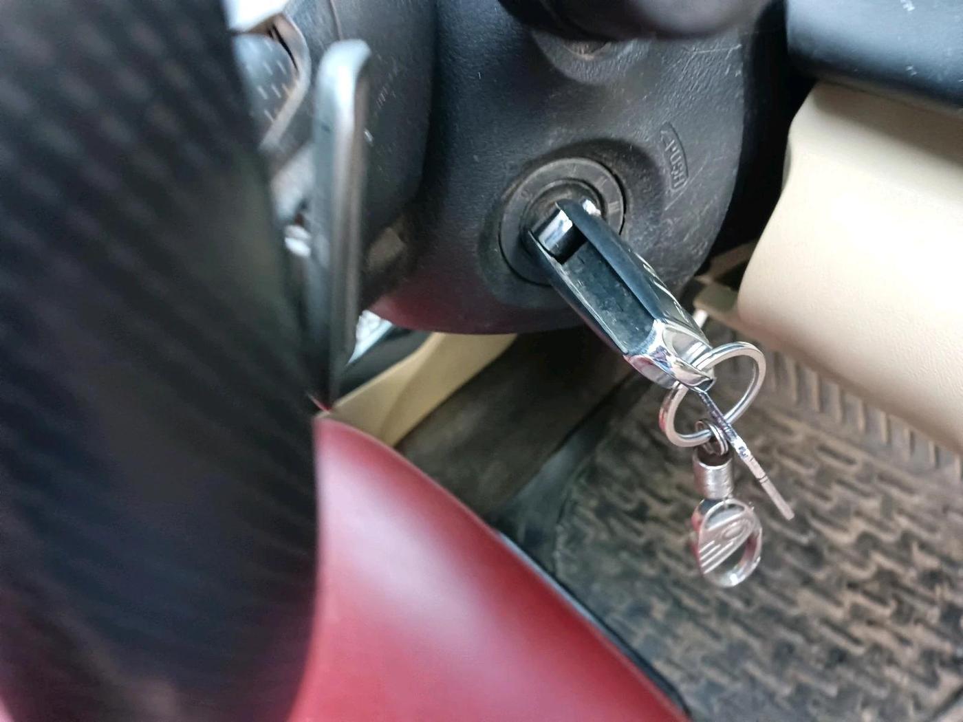 2013 Honda City 1.5L I-VTEC V AT, CNG, Automatic, 93,098 km, interior