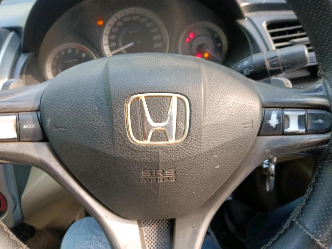 2013 Honda City 1.5L I-VTEC V AT, CNG, Automatic, 93,098 km, interior