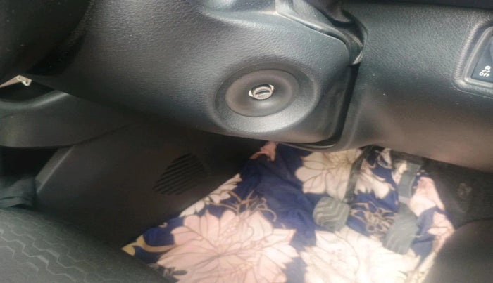 2024 Nissan MAGNITE Visia EZ-Shift, Petrol, Automatic, 10,195 km, interior