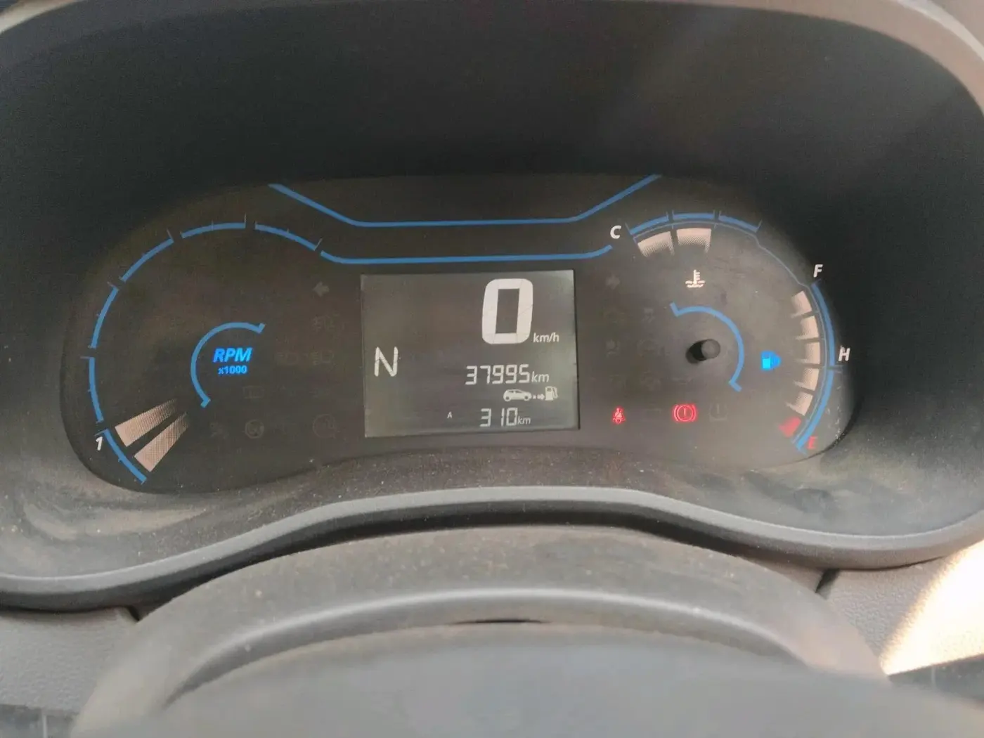 2022 Renault Kwid RXT 1.0 AMT (O), Petrol, Automatic, 38,500 km, interior