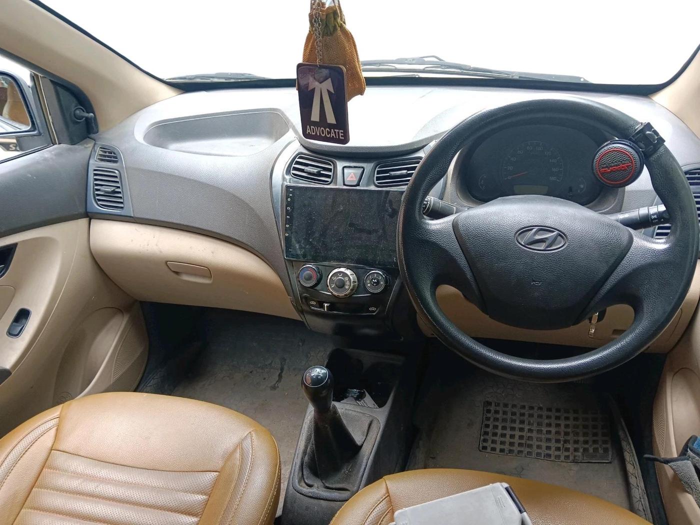 2016 Hyundai Eon ERA +, Petrol, Manual, 89,910 km, interior