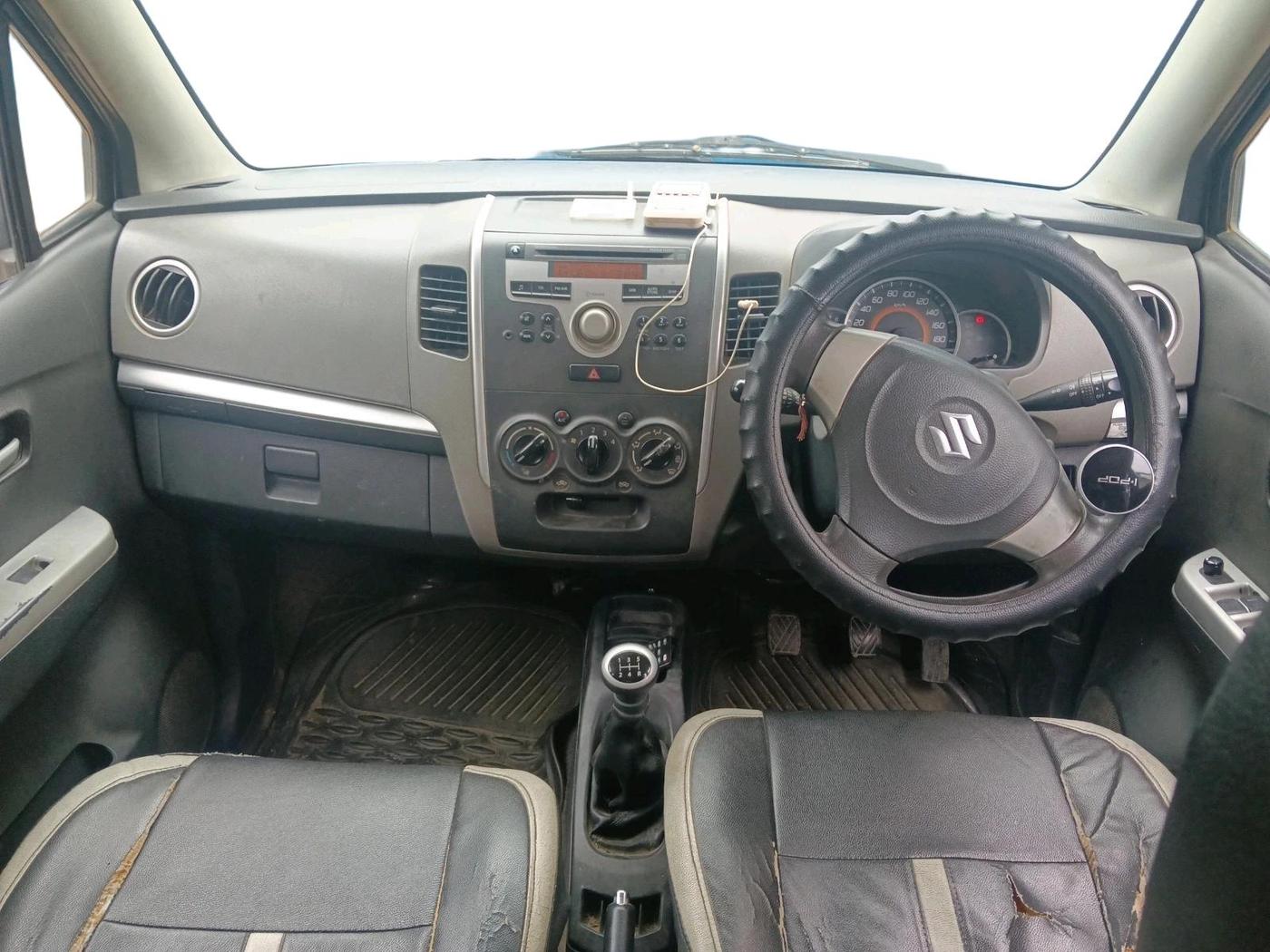 2011 Maruti Wagon R 1.0 VXI, Petrol, Manual, 61,220 km, interior