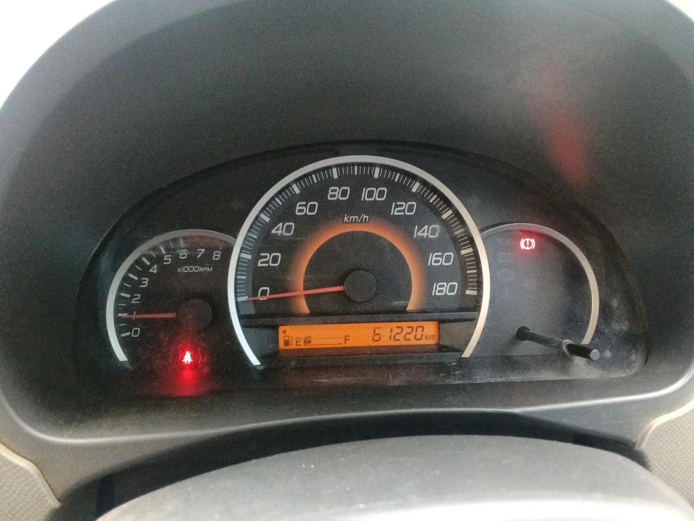 2011 Maruti Wagon R 1.0 VXI, Petrol, Manual, 61,220 km, interior