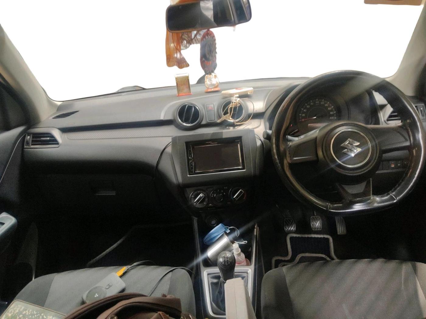 2020 Maruti Swift LXI, Petrol, Manual, 45,801 km, interior