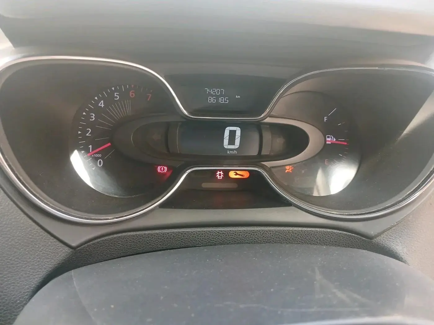 2018 Renault Captur RXE PETROL, Petrol, Manual, 74,207 km, interior