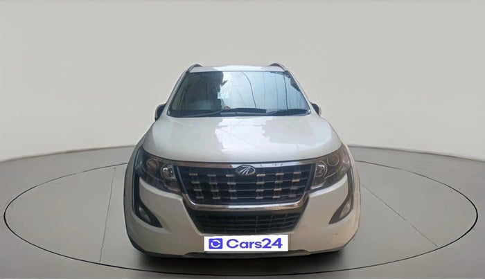 2018 Mahindra XUV500 W9, Diesel, Manual, 40,488 km, exterior