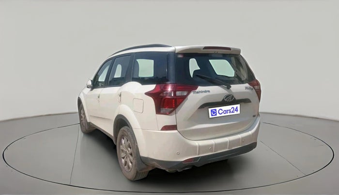 2018 Mahindra XUV500 W9, Diesel, Manual, 40,488 km, exterior