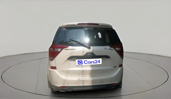 2018 Mahindra XUV500 W9, Diesel, Manual, 40,488 km, exterior