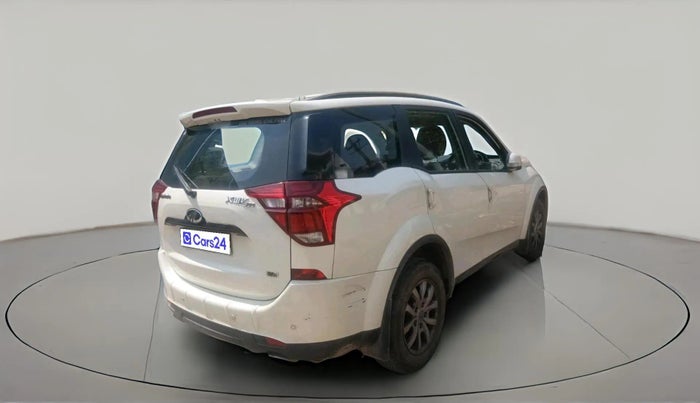 2018 Mahindra XUV500 W9, Diesel, Manual, 40,488 km, exterior