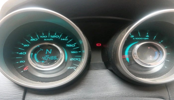 2018 Mahindra XUV500 W9, Diesel, Manual, 40,488 km, interior