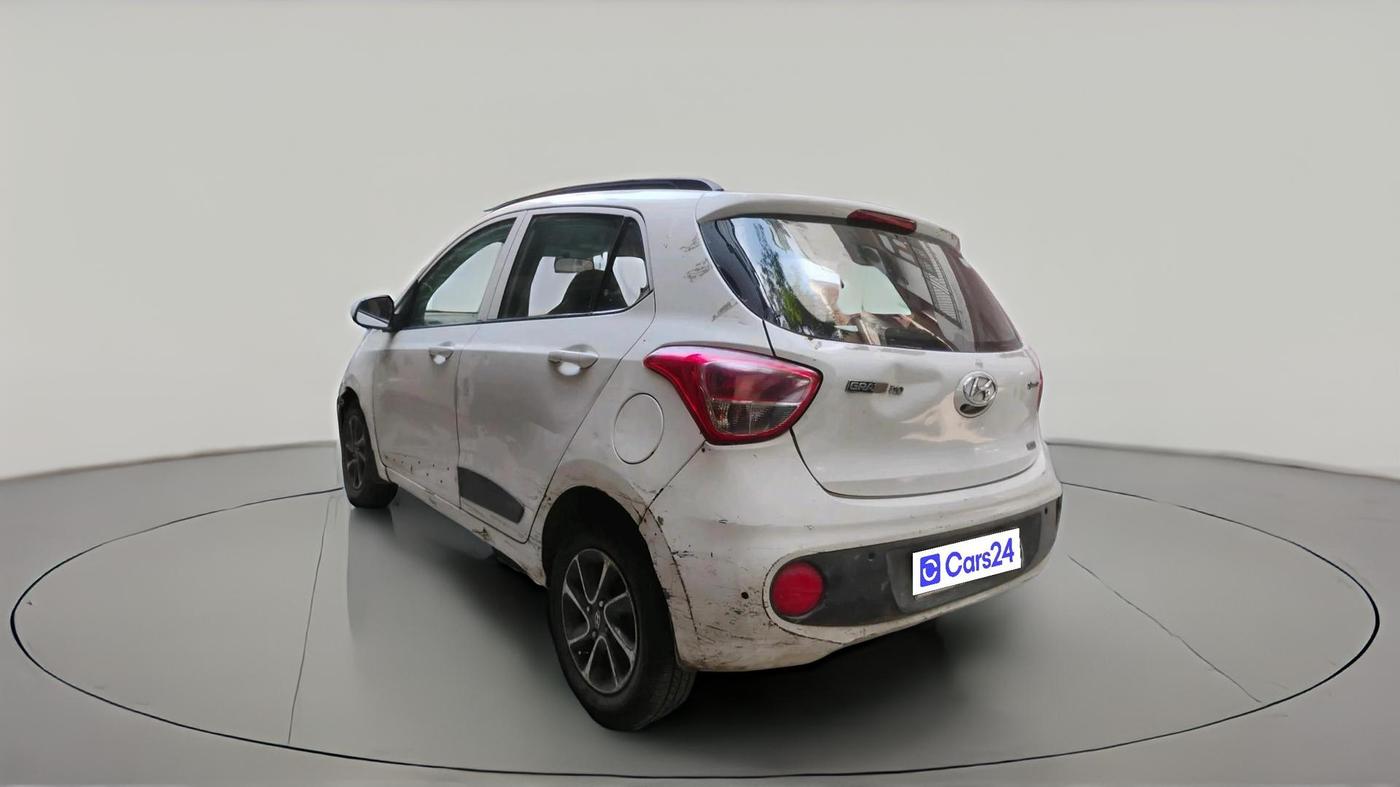 2017 Hyundai Grand i10 SPORTZ (O) AT 1.2 KAPPA VTVT, Petrol, Automatic, 96,080 km, exterior