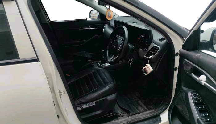 2021 KIA SELTOS HTK 1.5 PETROL, Petrol, Manual, 83,609 km, interior