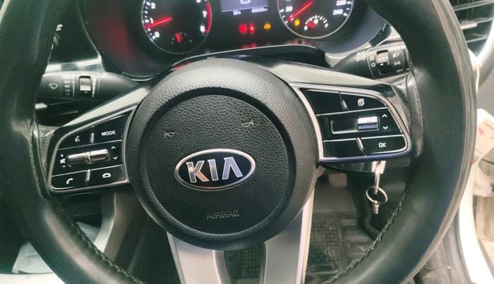 2021 KIA SELTOS HTK 1.5 PETROL, Petrol, Manual, 83,609 km, interior