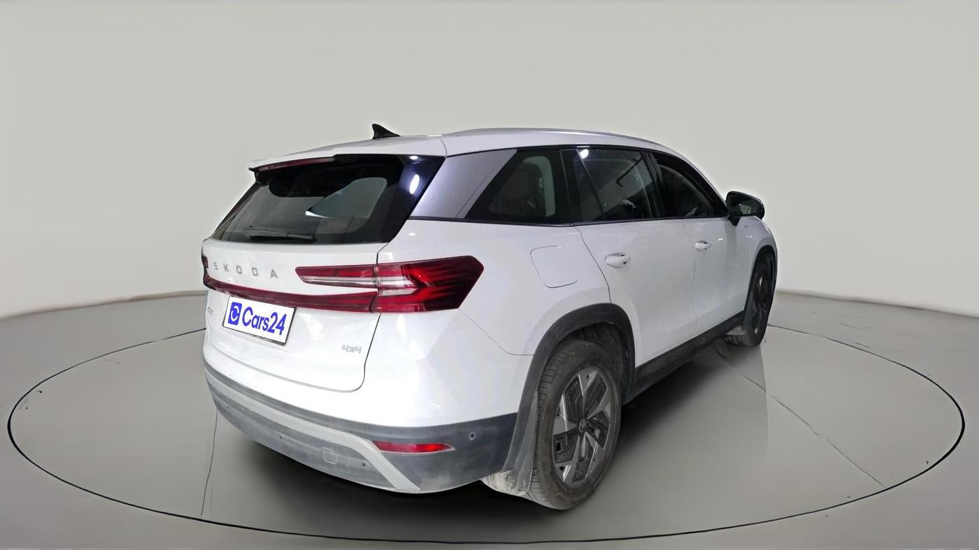 2025 Skoda Kodiaq Selection 2.0 TSI AT, Petrol, Automatic, 4,222 km, exterior