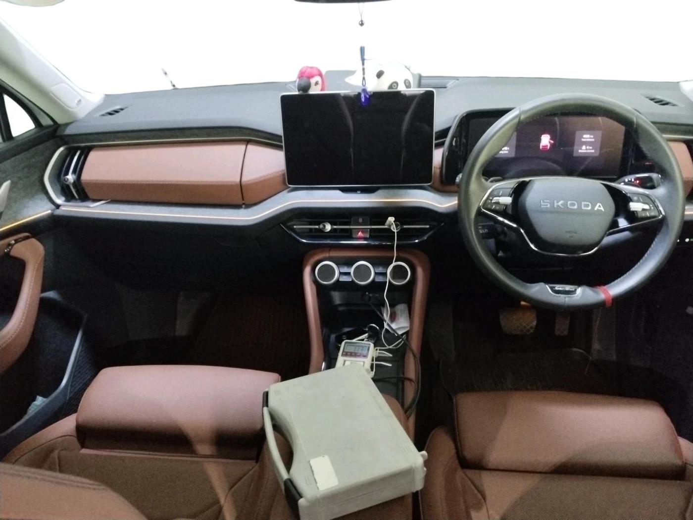 2025 Skoda Kodiaq Selection 2.0 TSI AT, Petrol, Automatic, 4,222 km, interior