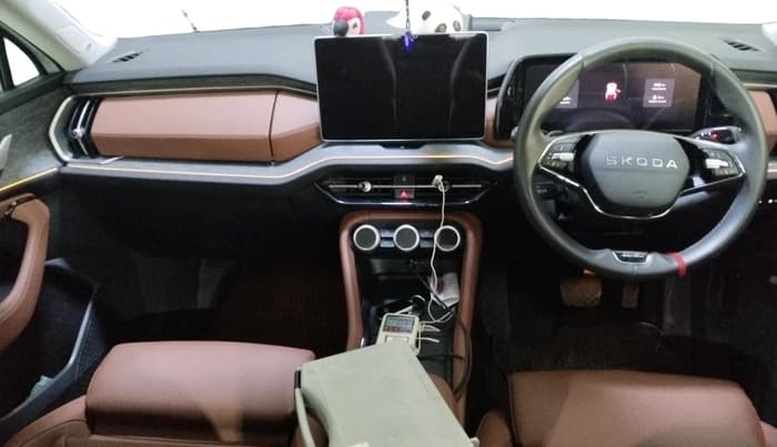 2025 Skoda Kodiaq Selection 2.0 TSI AT, Petrol, Automatic, 4,222 km, interior