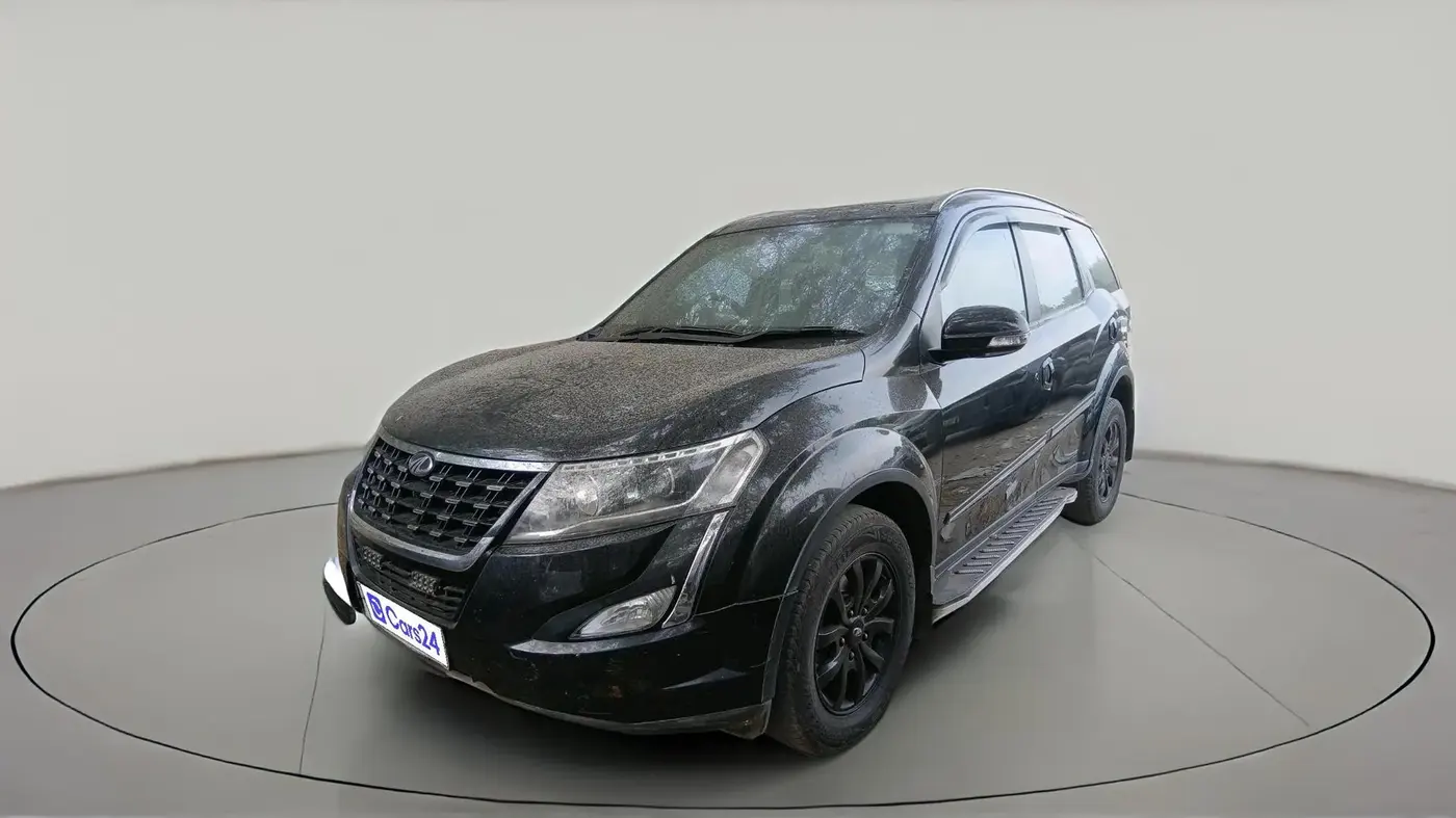2021 Mahindra XUV500 W9, Diesel, Manual, 91,799 km, exterior