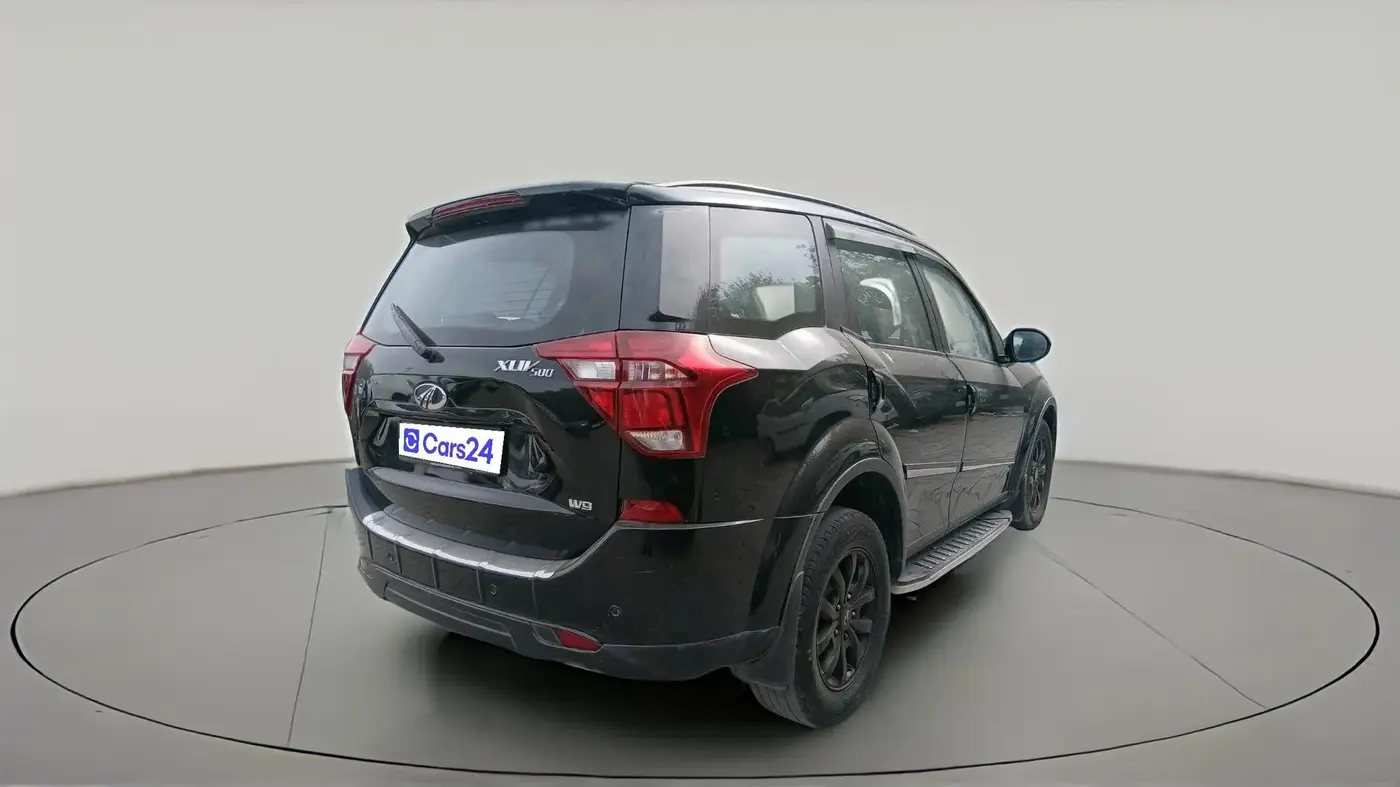 2021 Mahindra XUV500 W9, Diesel, Manual, 91,799 km, exterior