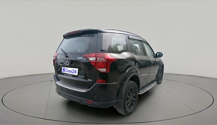 2021 Mahindra XUV500 W9, Diesel, Manual, 91,799 km, exterior