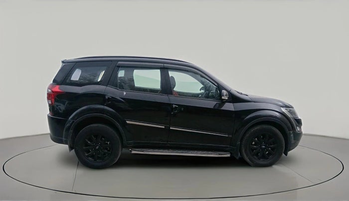 2021 Mahindra XUV500 W9, Diesel, Manual, 91,799 km, exterior