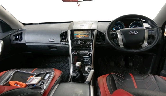 2021 Mahindra XUV500 W9, Diesel, Manual, 91,799 km, interior